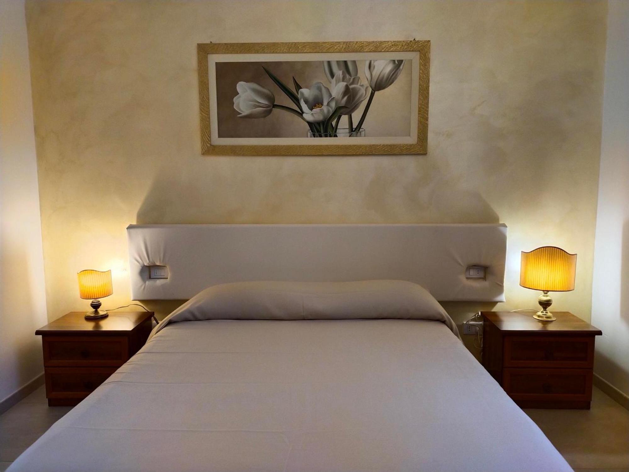 Prie De Mae Hotel Genoa Ngoại thất bức ảnh